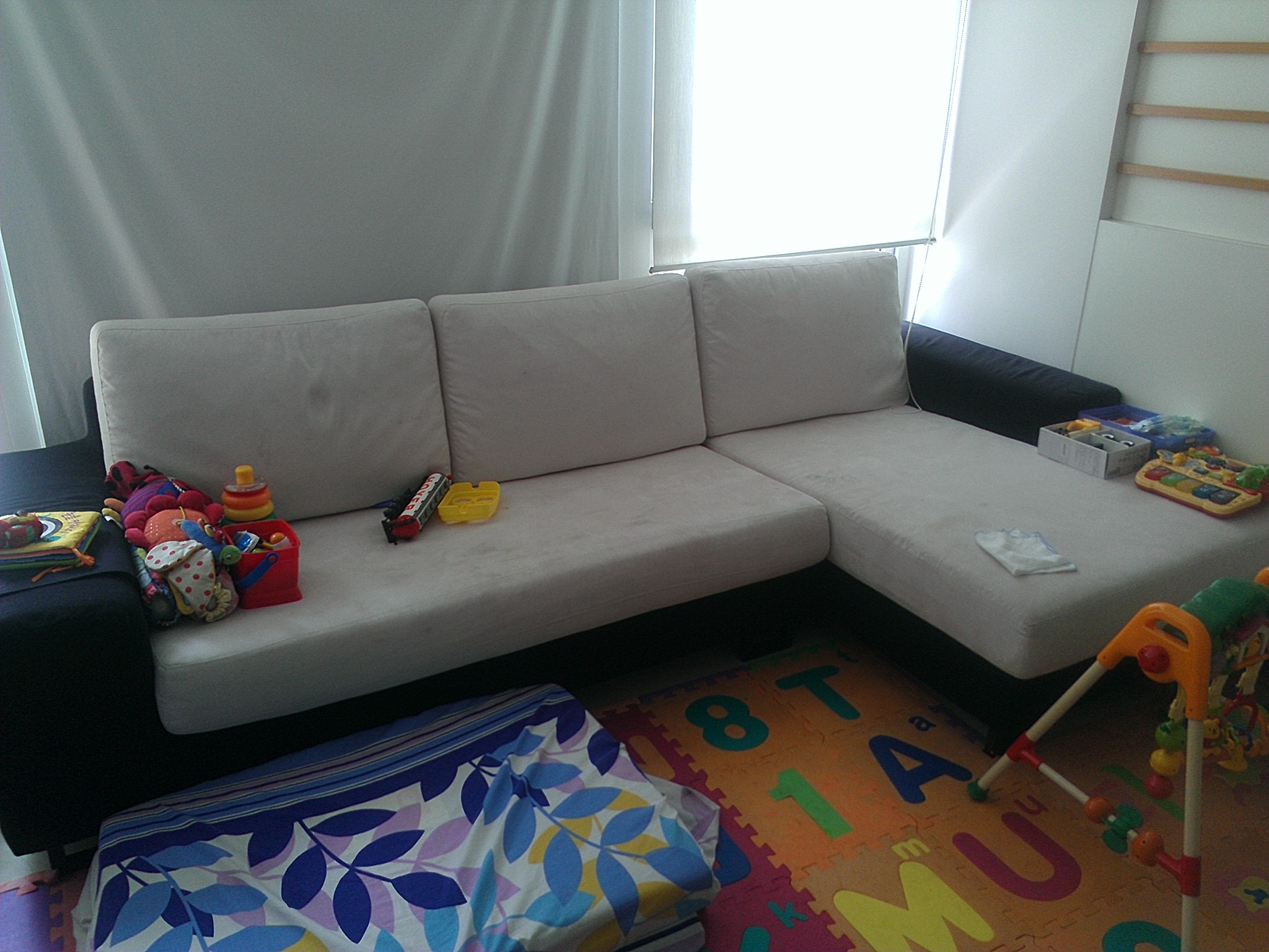 L_sofa1.jpg