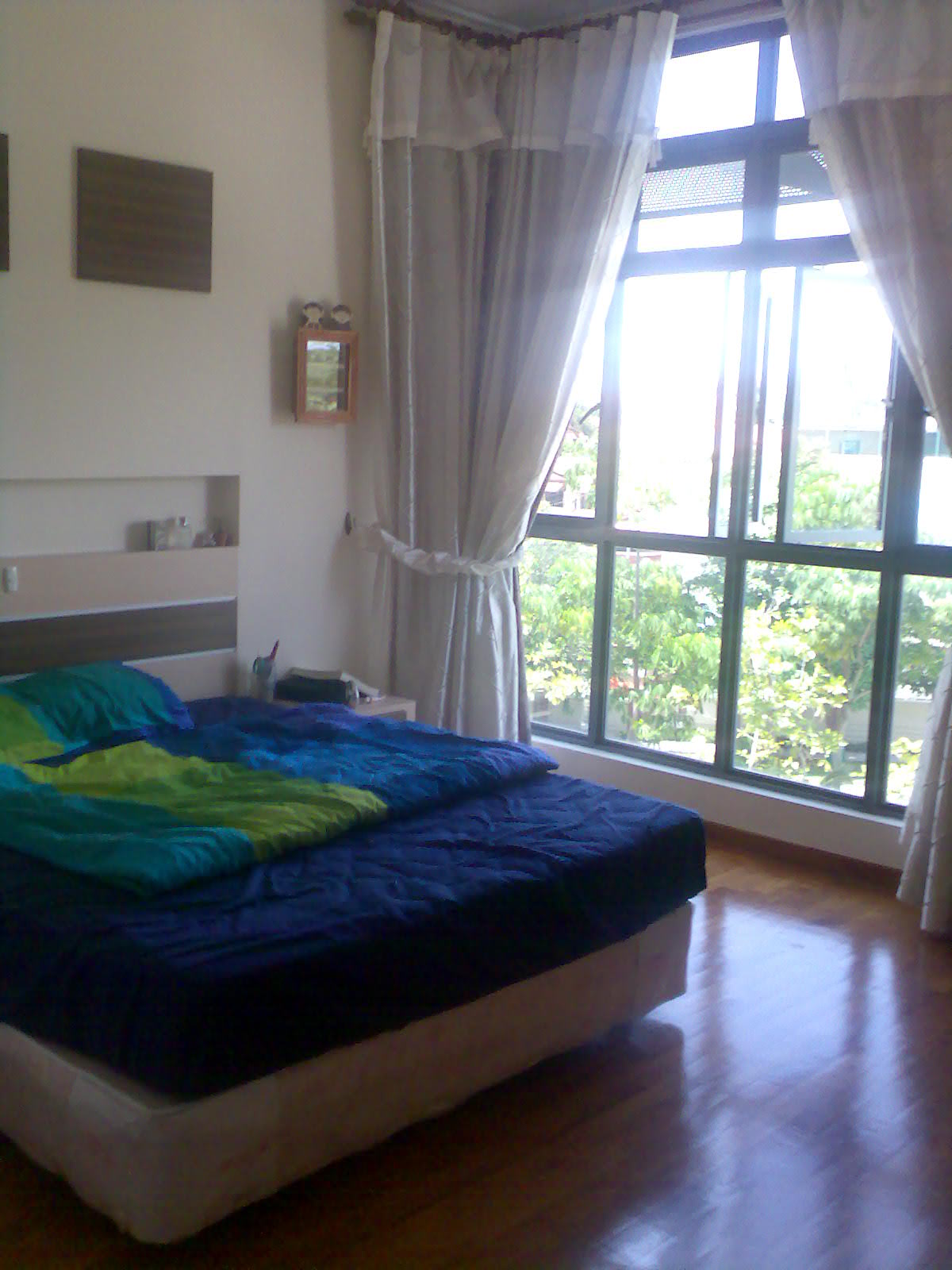 mkt_110021.jpg