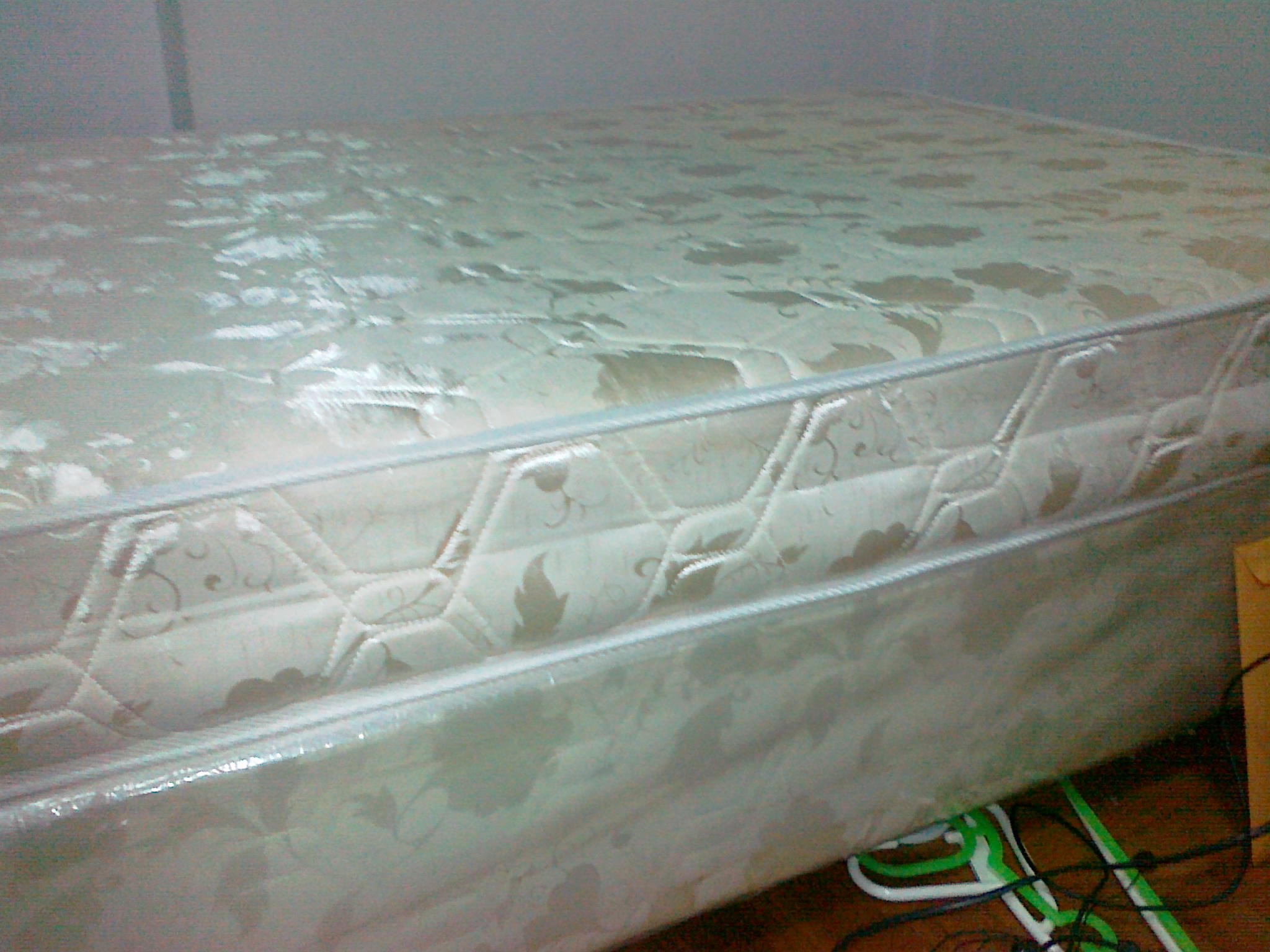 mkt_281120100453001.jpg