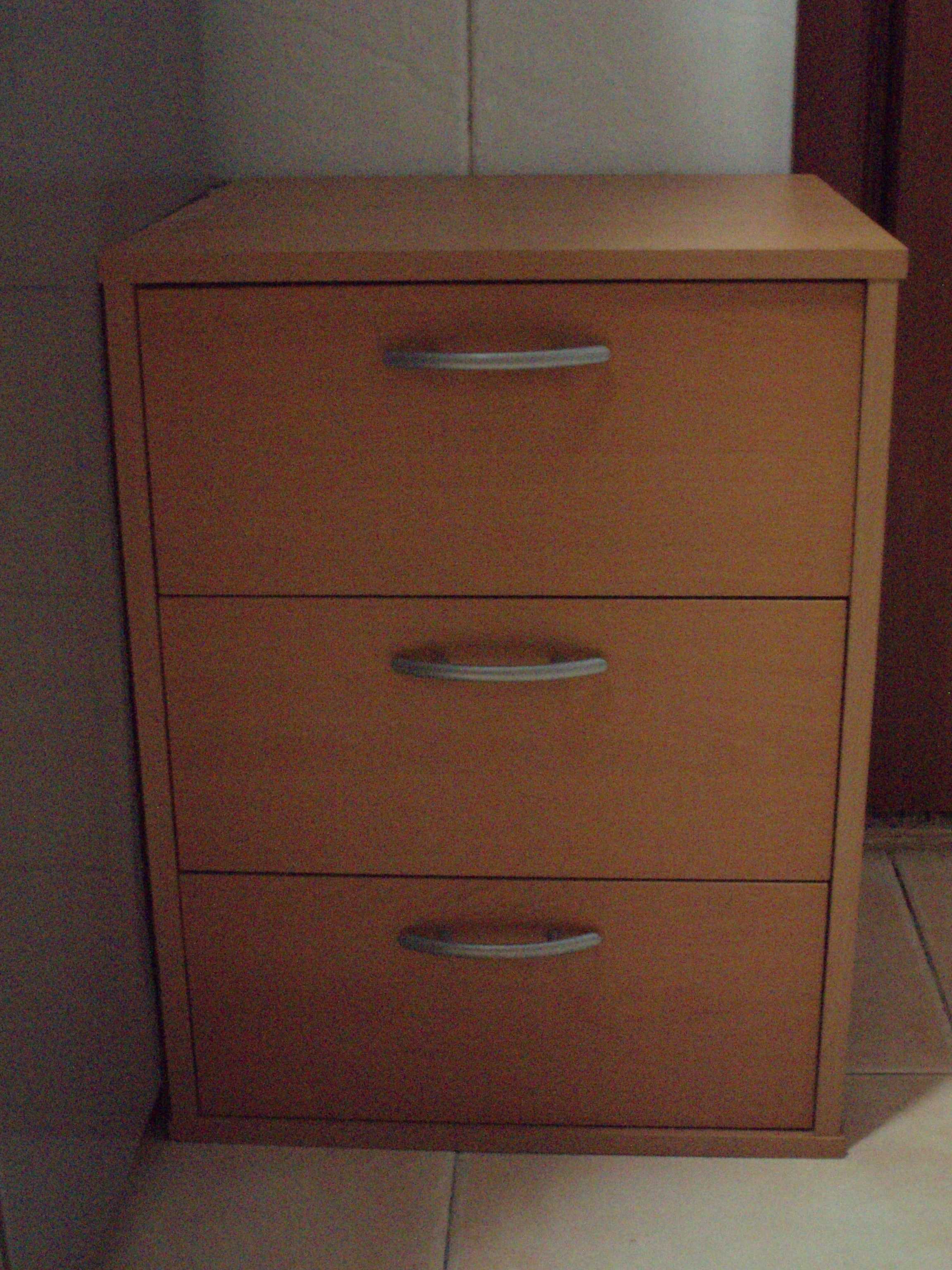 mkt_3_drawer2001.jpg