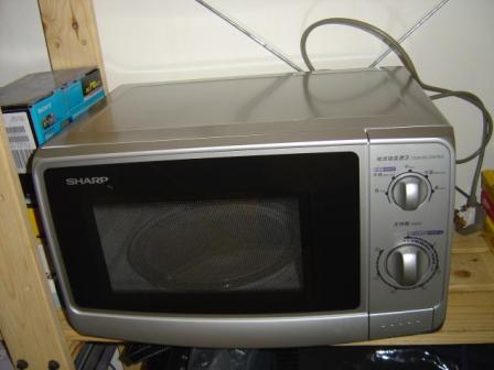 mkt_Microwave_oven1.JPG