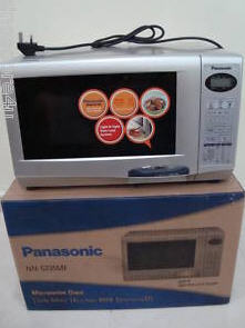 mkt_Panasonic_nn_s235mf_microwave_oven3001.jpg