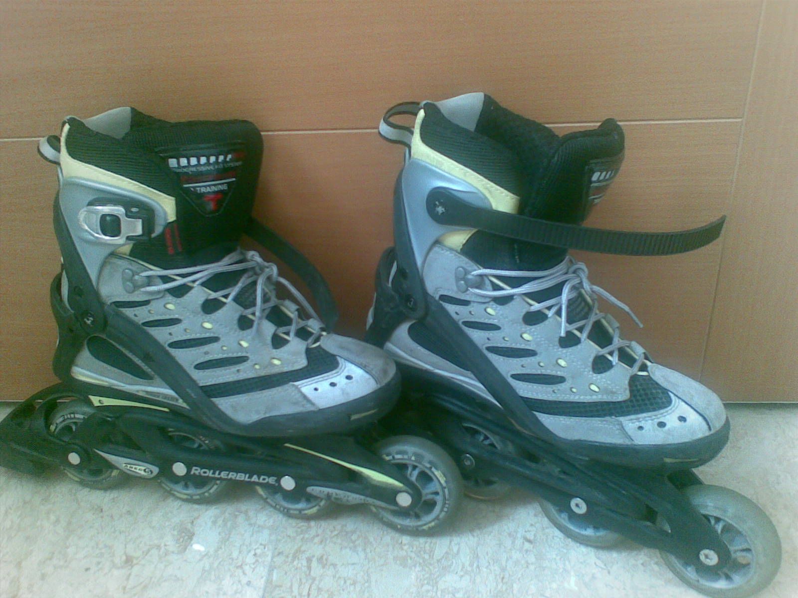 mkt_RollerBlade22001.jpg