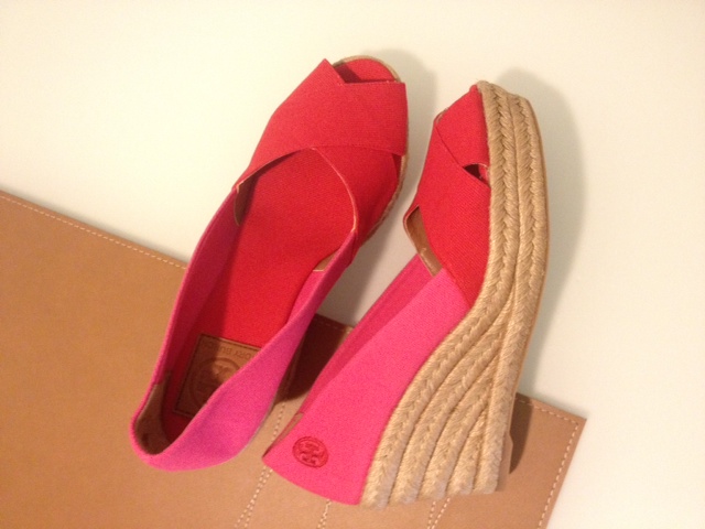 mkt_ToryBurch_Wedge_Pink1001.jpg