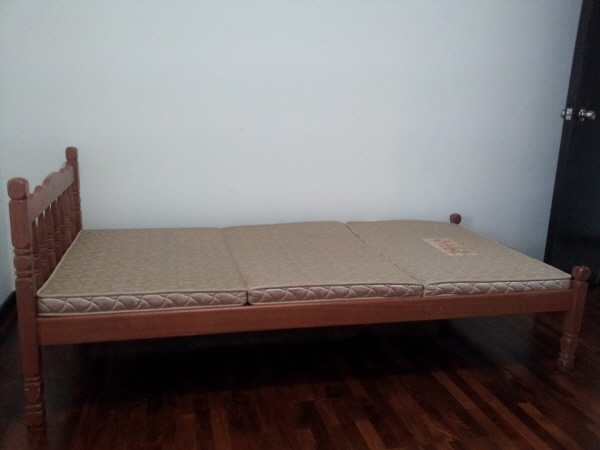mkt__20130222_1719311.jpg