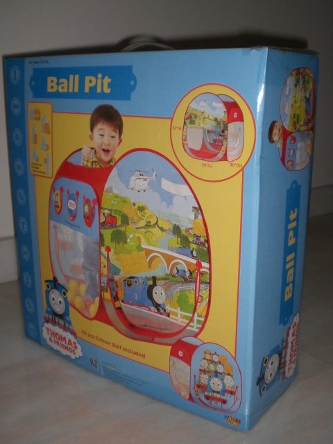 mkt_ball2001.JPG