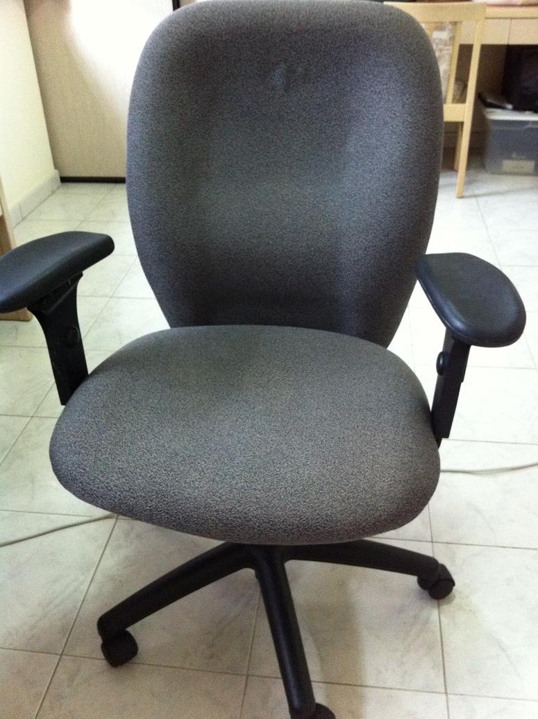 mkt_chair1.jpg