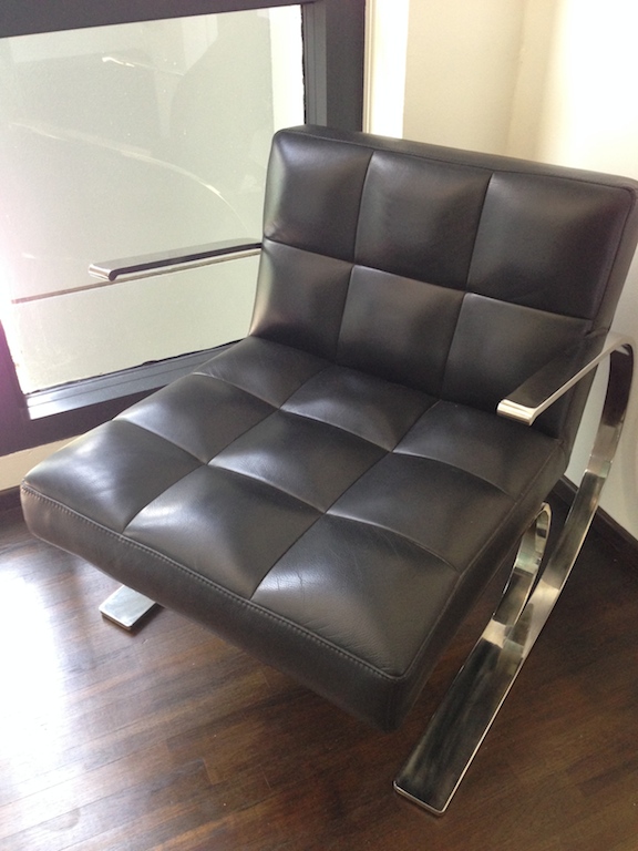 mkt_chair1004.jpg