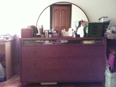 mkt_dresser3002.jpg