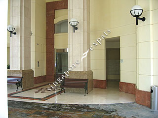 mkt_lobby1.jpg
