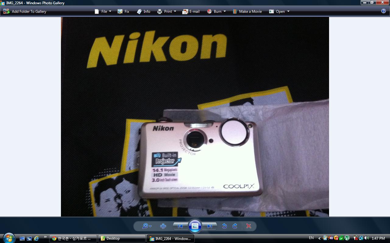 mkt_nikon1.jpg