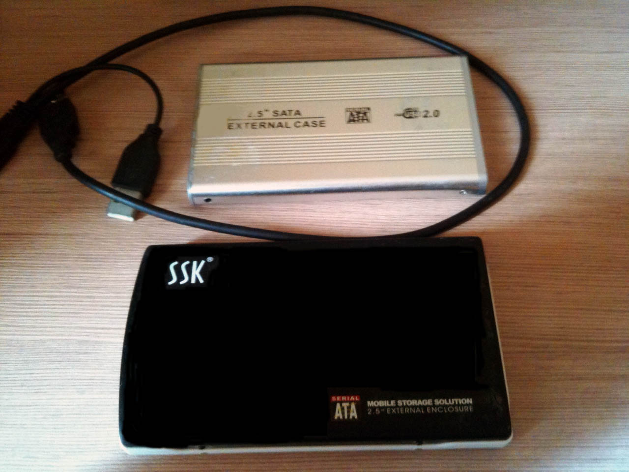 mkt_portable_hard1002.jpg