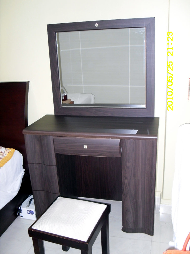 mkt_resize_100527_12001.jpg
