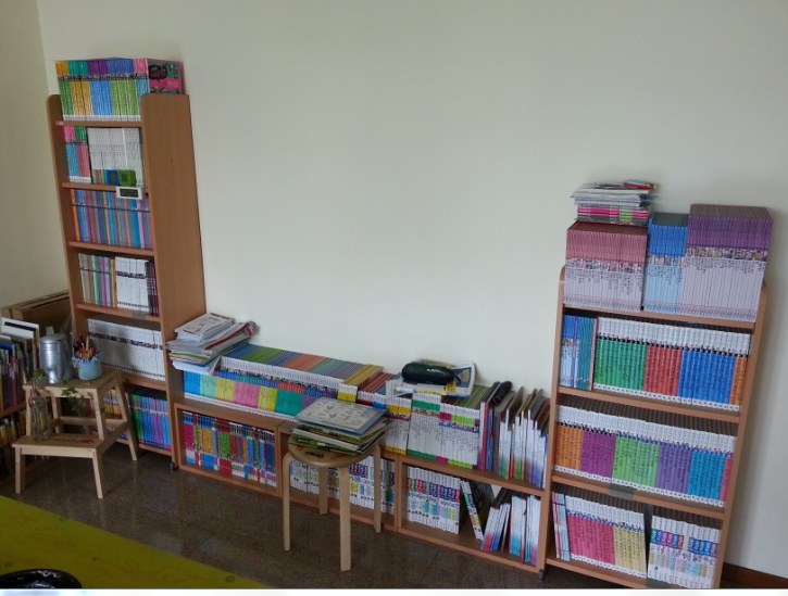 mkt_shelf1002.jpg