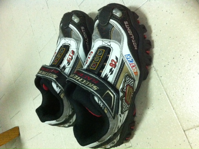 mkt_shoe31001.JPG