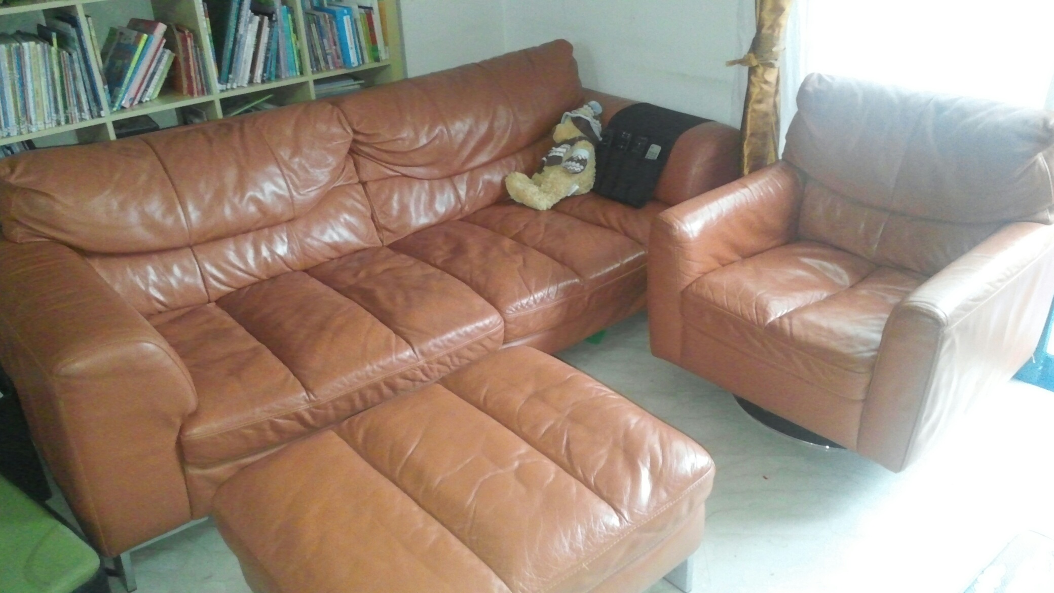 mkt_sofa1002.jpg