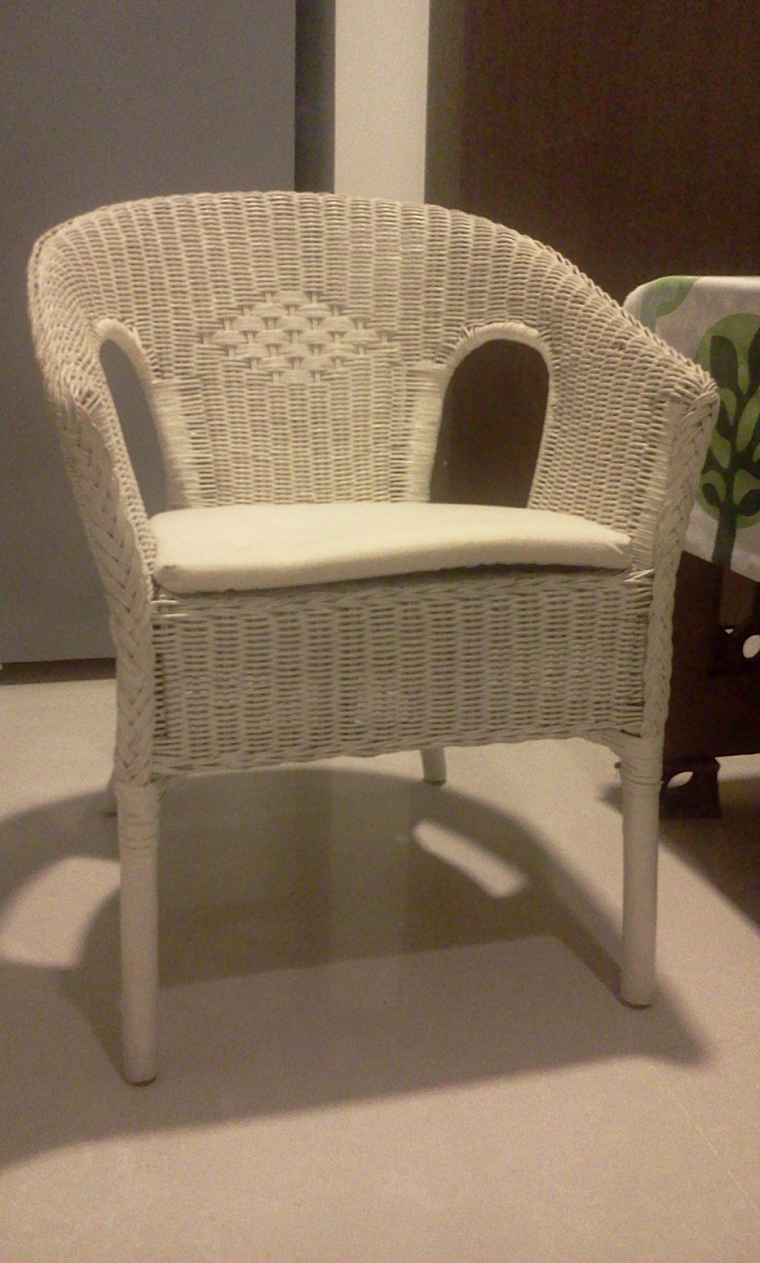 rattanchair11.jpg