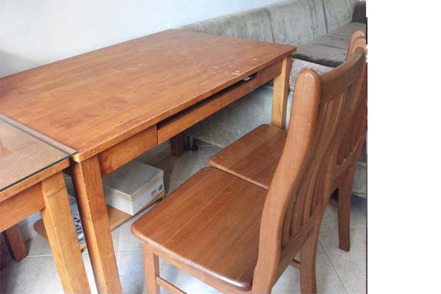 study_table1.jpg