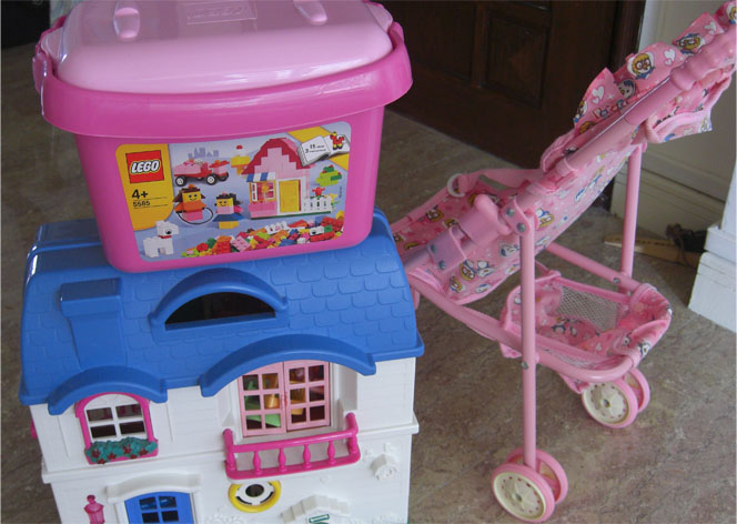 toyss1.jpg